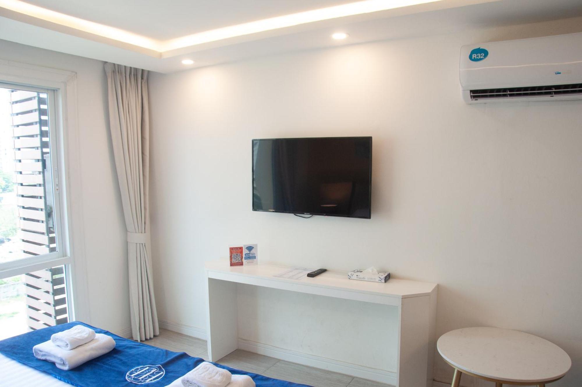 Ht9 Hotel Jomtien Beach Exterior foto